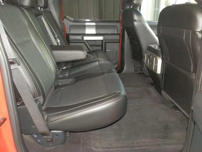 Ford F-150 Vehicle Full-screen Gallery Image 14