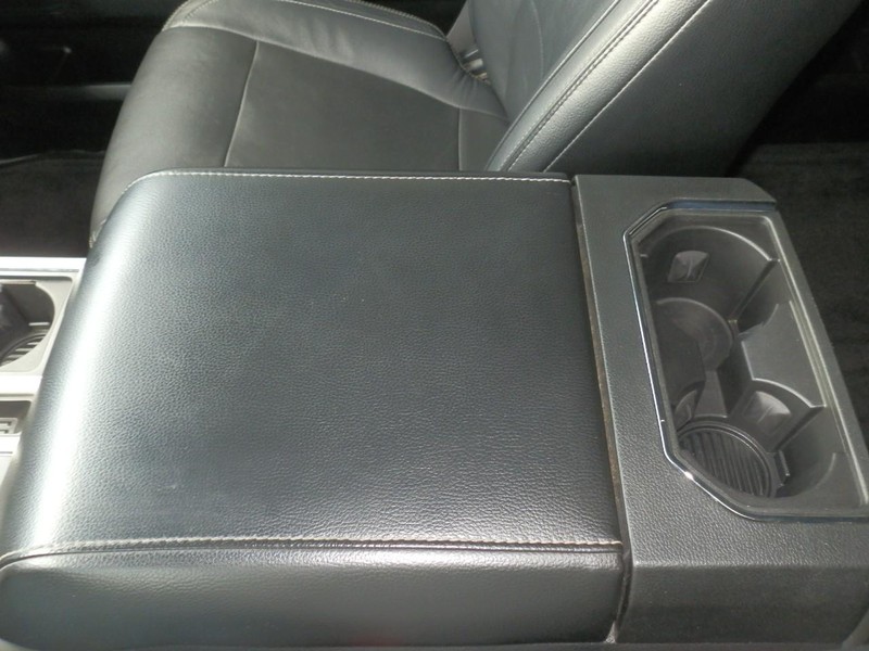 Ford F-150 Vehicle Full-screen Gallery Image 31