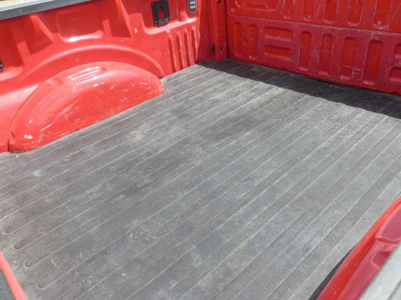 Ford F-150 Vehicle Full-screen Gallery Image 35