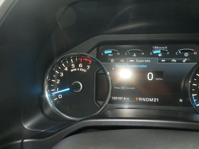 Ford F-150 Vehicle Full-screen Gallery Image 43