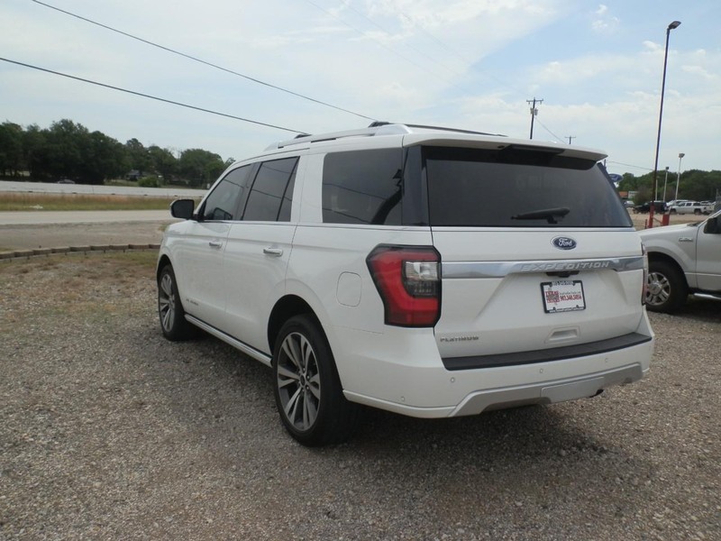 Ford Expedition Vehicle Full-screen Gallery Image 02