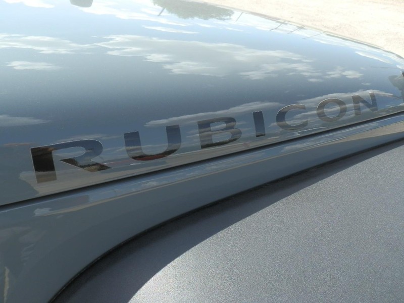 Jeep Wrangler Unlimited Vehicle Full-screen Gallery Image 10