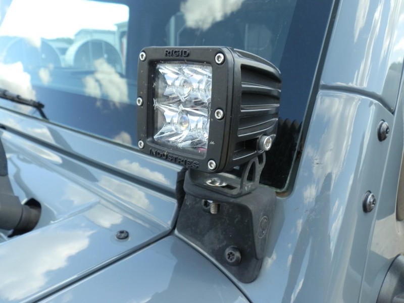 Jeep Wrangler Unlimited Vehicle Full-screen Gallery Image 11