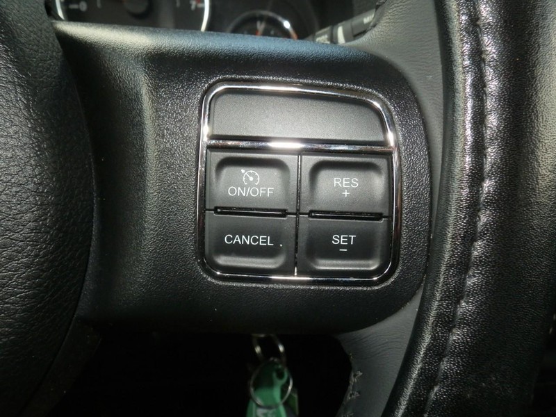 Jeep Wrangler Unlimited Vehicle Full-screen Gallery Image 25