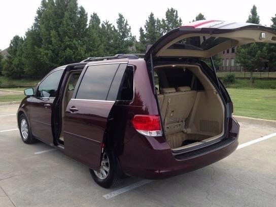 Honda Odyssey Vehicle Full-screen Gallery Image 04