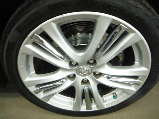 Lexus GS 450h Vehicle Full-screen Gallery Image 5