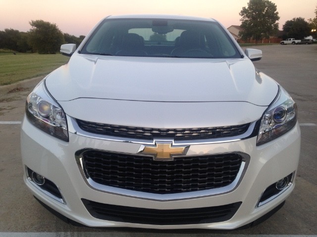 Chevrolet Malibu Vehicle Full-screen Gallery Image 3