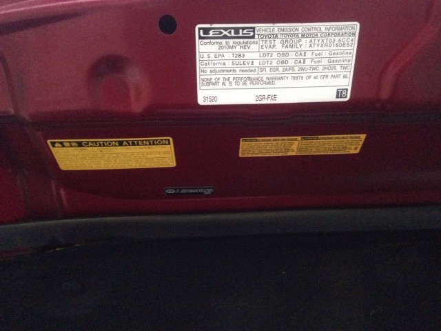 Lexus RX 450h Vehicle Full-screen Gallery Image 24