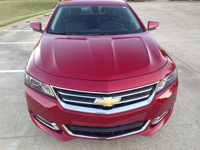 Chevrolet Impala Vehicle Full-screen Gallery Image 7