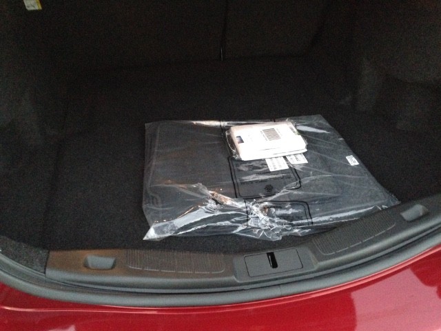 Ford Fusion Vehicle Full-screen Gallery Image 17