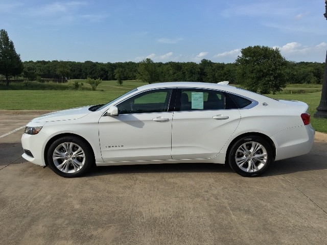 Chevrolet Impala Vehicle Full-screen Gallery Image 3