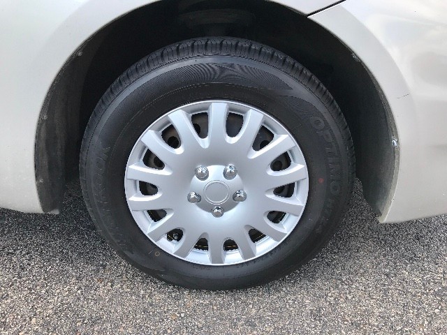 Toyota Sienna Vehicle Full-screen Gallery Image 06