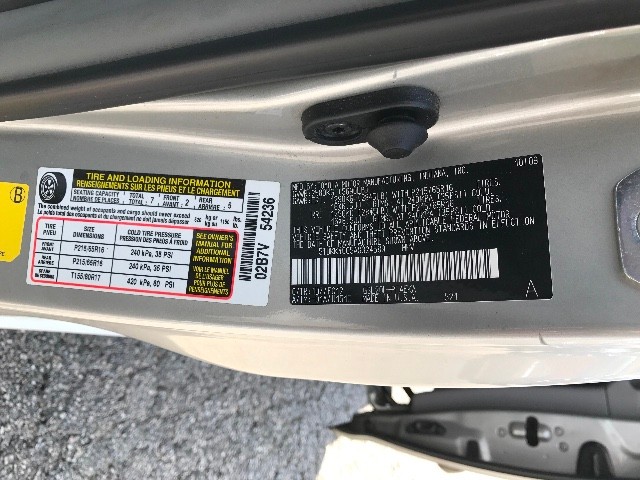 Toyota Sienna Vehicle Full-screen Gallery Image 20