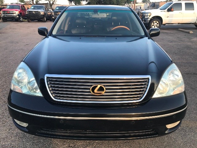 Lexus LS 430 Vehicle Full-screen Gallery Image 05