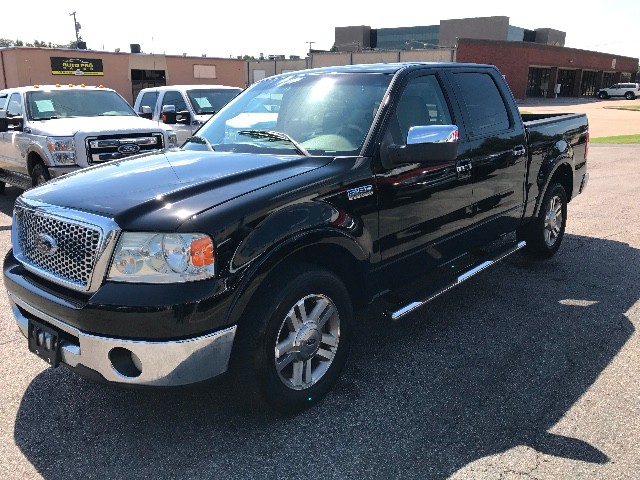 Ford F-150 Vehicle Full-screen Gallery Image 2