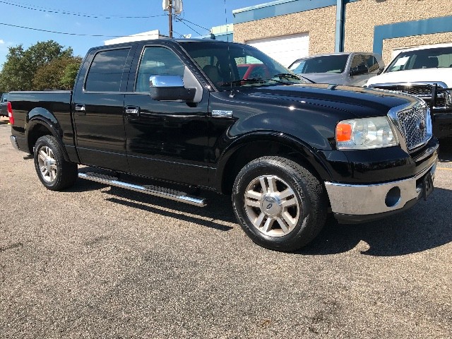 Ford F-150 Vehicle Full-screen Gallery Image 14