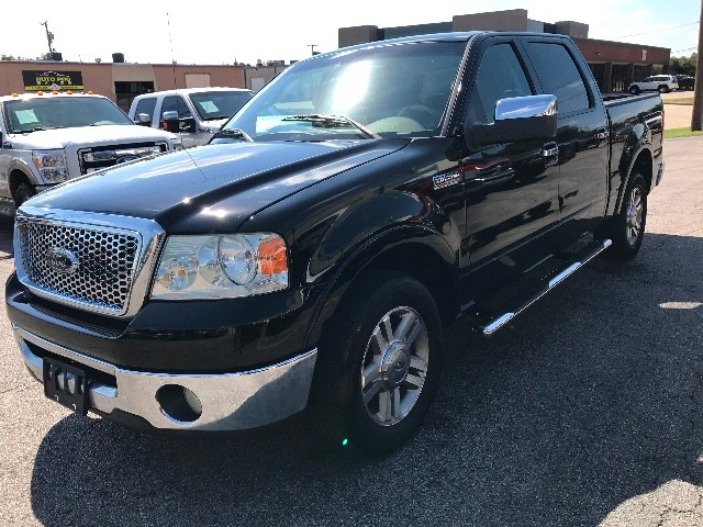 Ford F-150 Vehicle Full-screen Gallery Image 17