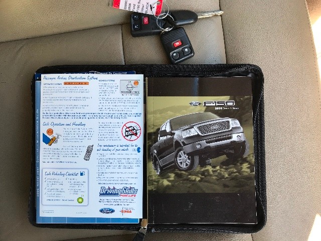 Ford F-150 Vehicle Full-screen Gallery Image 30