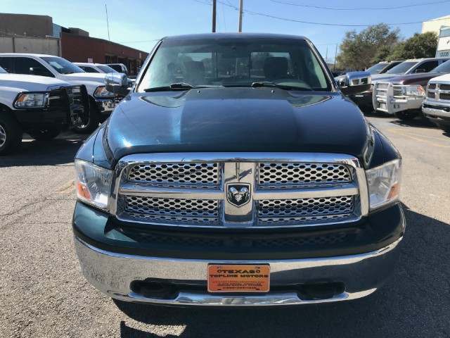 Ram 1500 Vehicle Full-screen Gallery Image 02