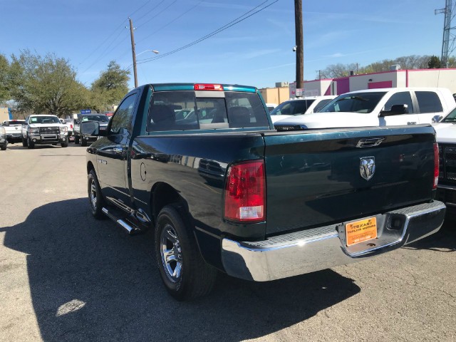 Ram 1500 Vehicle Full-screen Gallery Image 07
