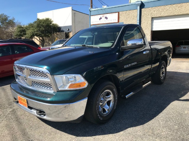 Ram 1500 Vehicle Full-screen Gallery Image 15