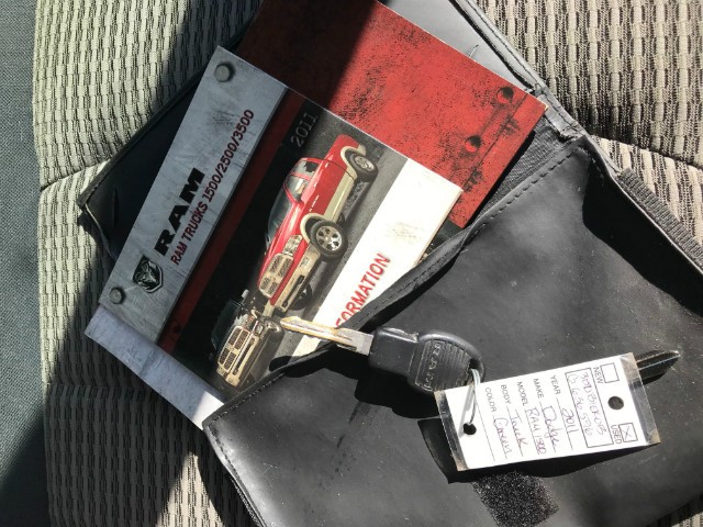 Ram 1500 Vehicle Full-screen Gallery Image 24