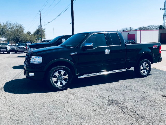 Ford F-150 Vehicle Full-screen Gallery Image 4