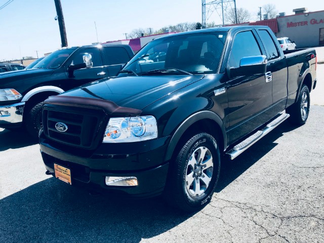 Ford F-150 Vehicle Full-screen Gallery Image 19