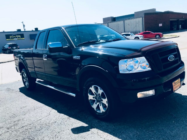 Ford F-150 Vehicle Full-screen Gallery Image 20