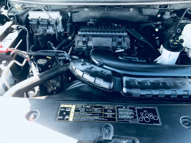 Ford F-150 Vehicle Full-screen Gallery Image 44