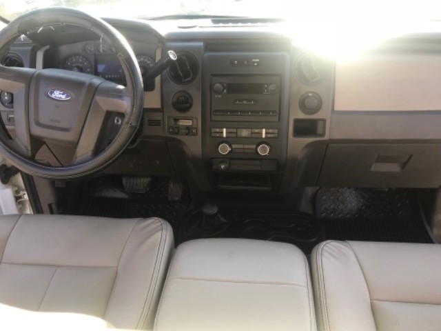 Ford F-150 Vehicle Full-screen Gallery Image 10