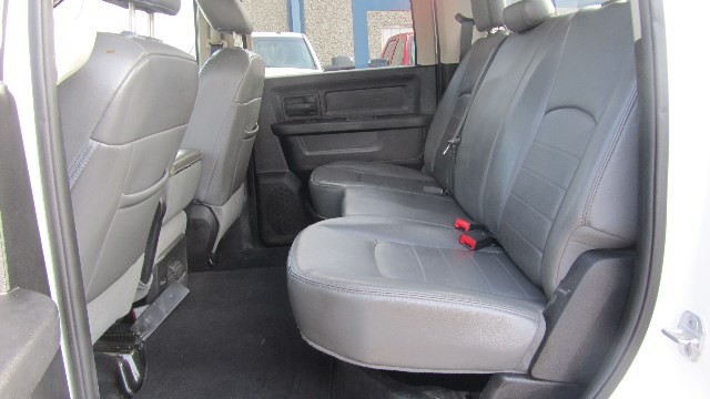 Ram 1500 Vehicle Full-screen Gallery Image 15