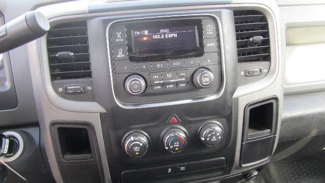 Ram 1500 Vehicle Full-screen Gallery Image 19