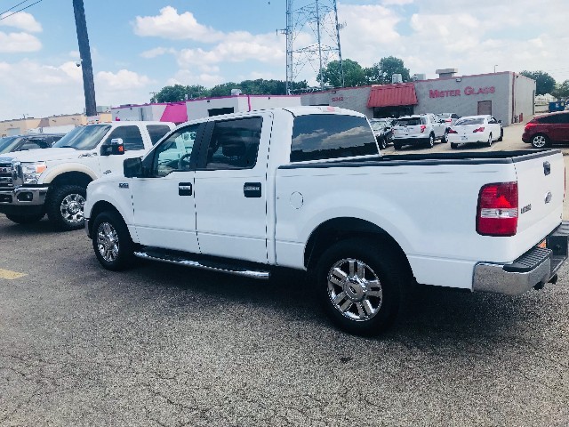 Ford F-150 Vehicle Full-screen Gallery Image 8