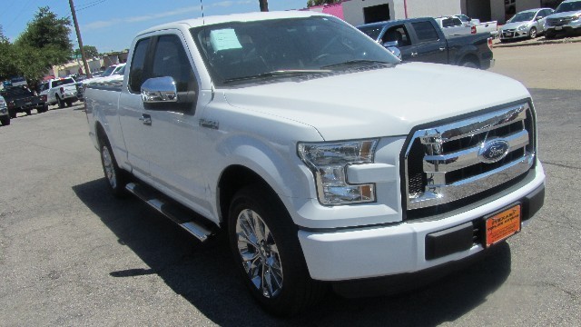 Ford F-150 Vehicle Full-screen Gallery Image 05