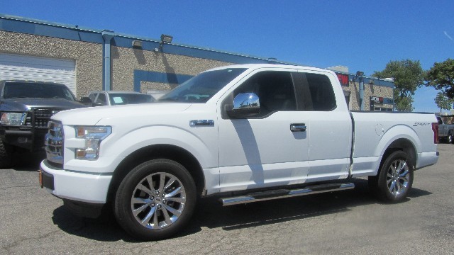 Ford F-150 Vehicle Full-screen Gallery Image 10
