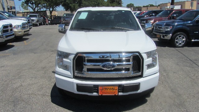 Ford F-150 Vehicle Full-screen Gallery Image 22