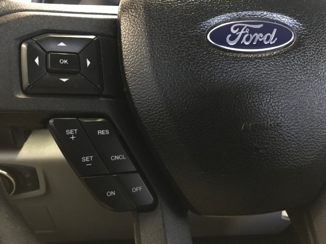 Ford F-150 Vehicle Full-screen Gallery Image 43