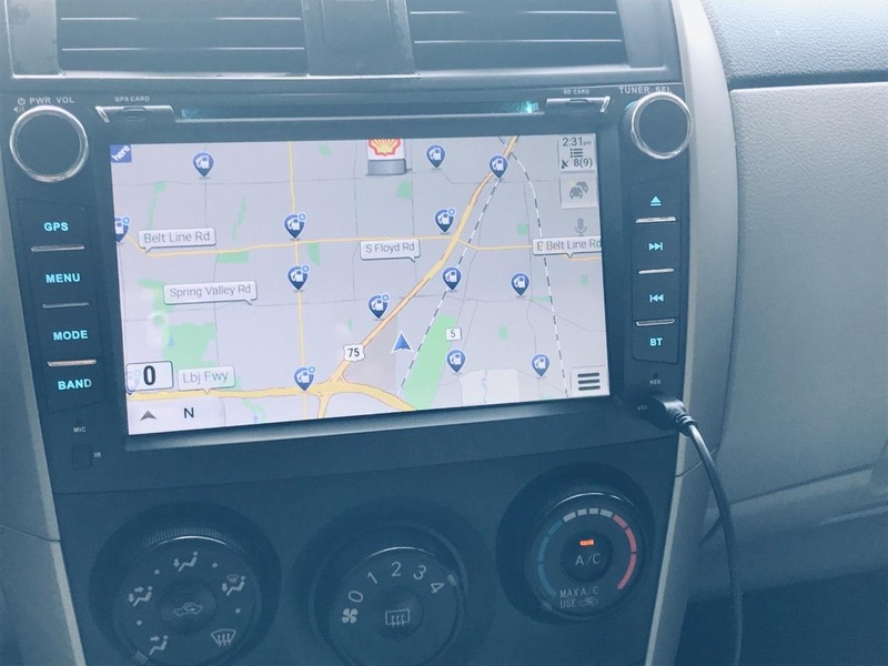 Toyota Corolla Vehicle Full-screen Gallery Image 28