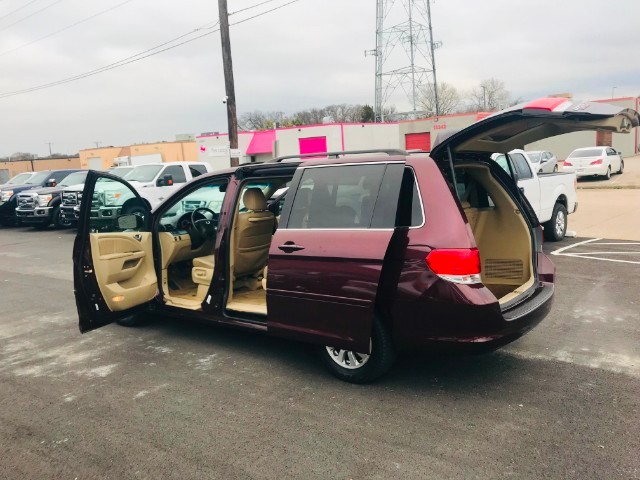 Honda Odyssey Vehicle Full-screen Gallery Image 03