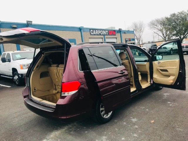 Honda Odyssey Vehicle Full-screen Gallery Image 16