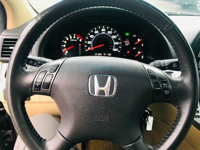 Honda Odyssey Vehicle Full-screen Gallery Image 26