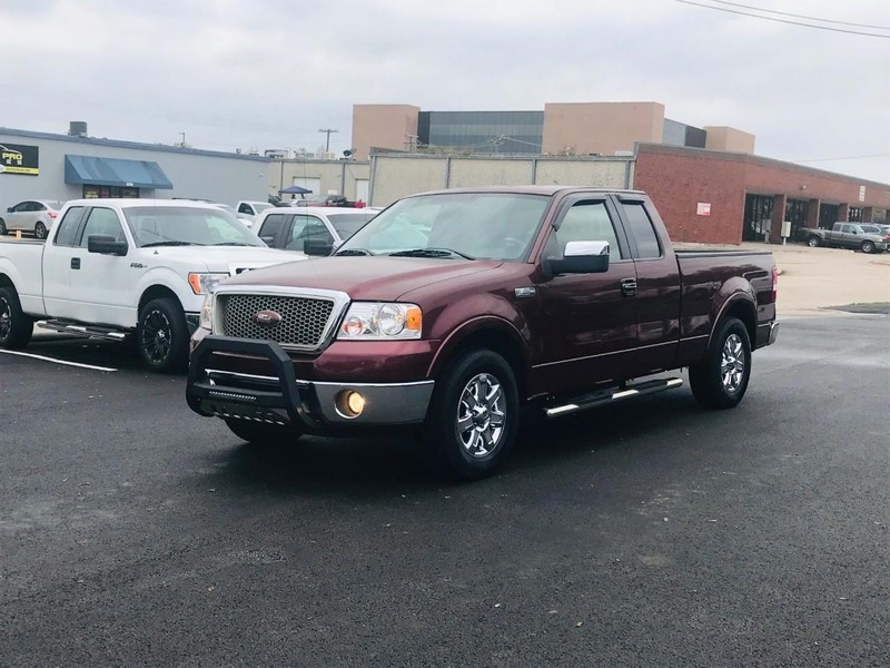 Ford F-150 Vehicle Full-screen Gallery Image 09