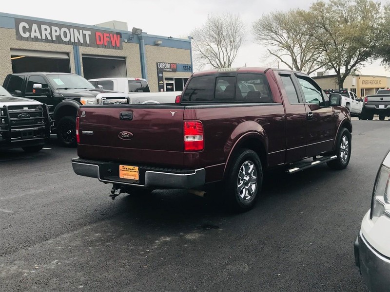 Ford F-150 Vehicle Full-screen Gallery Image 11