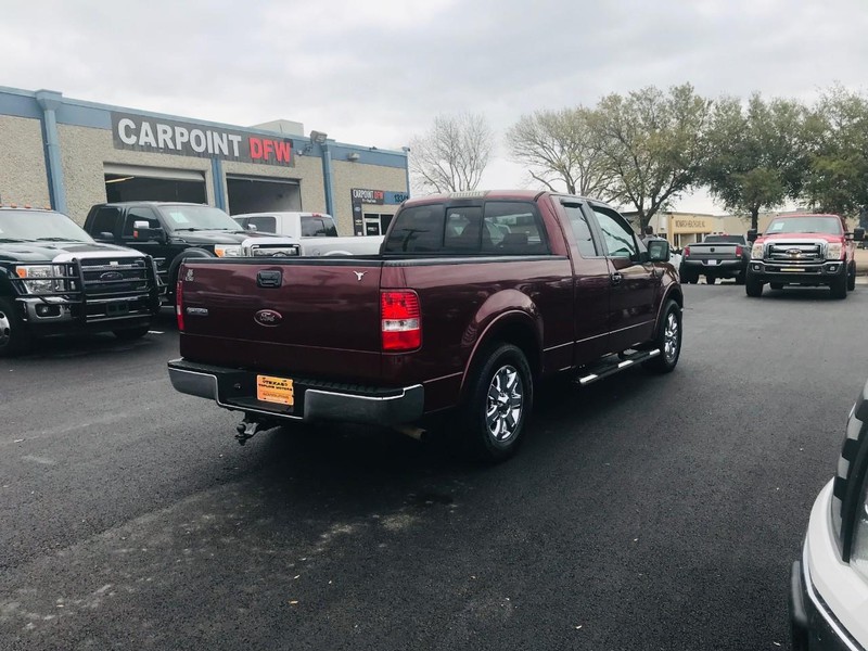 Ford F-150 Vehicle Full-screen Gallery Image 12