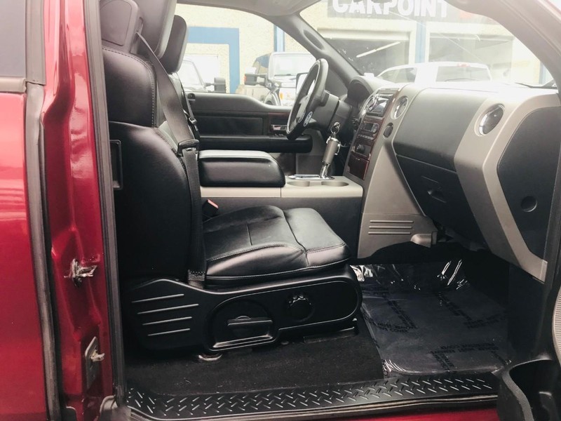 Ford F-150 Vehicle Full-screen Gallery Image 19