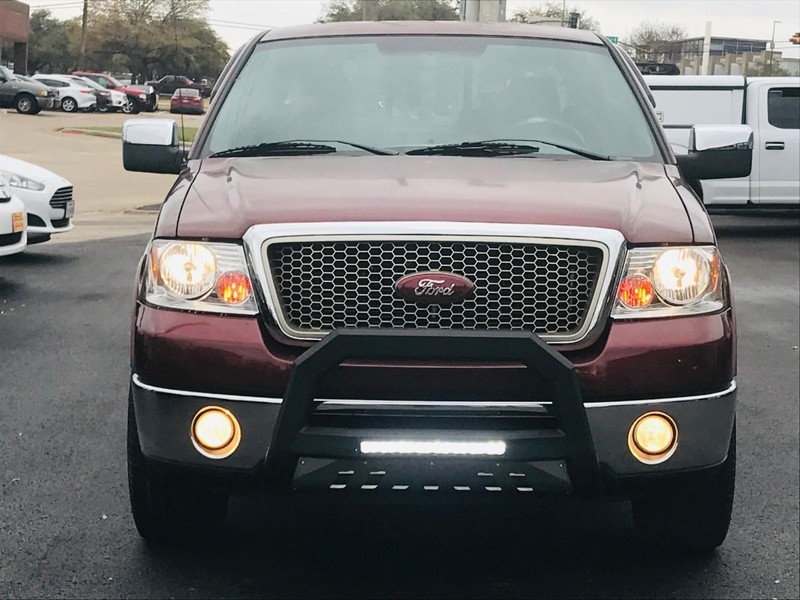 Ford F-150 Vehicle Full-screen Gallery Image 33