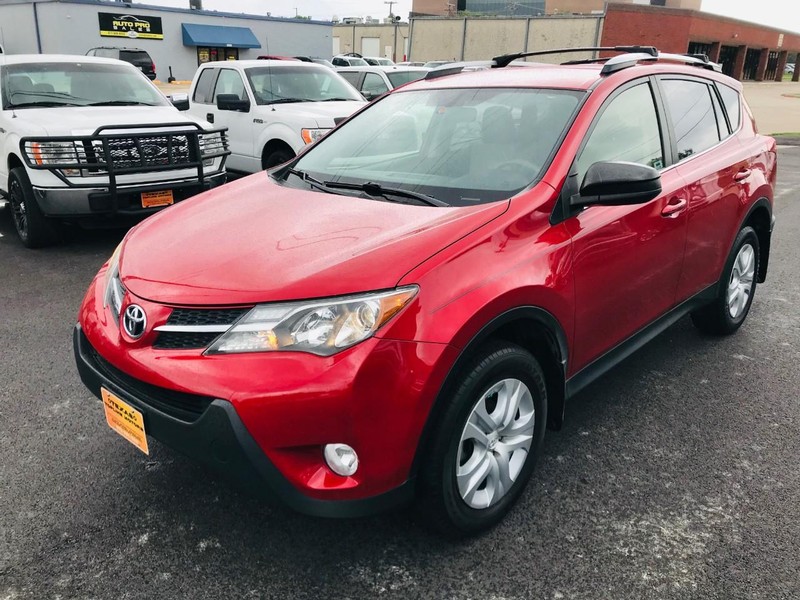 Toyota RAV4 Vehicle Full-screen Gallery Image 02