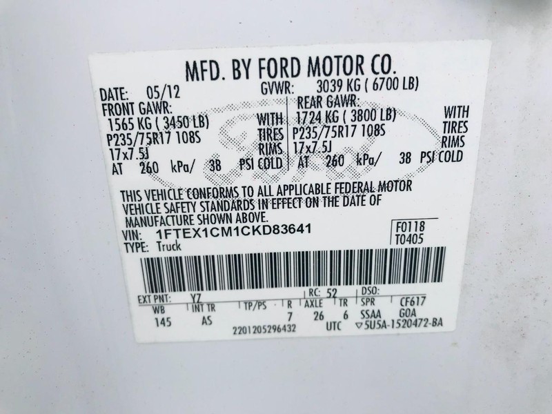 Ford F-150 Vehicle Full-screen Gallery Image 28