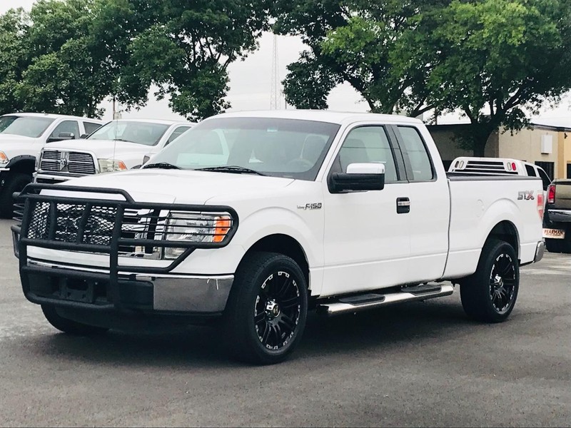 Ford F-150 Vehicle Full-screen Gallery Image 33